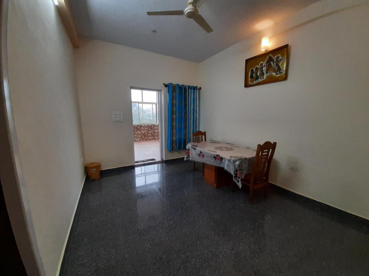 Daisey Dee Homestay 马迪凯里 外观 照片